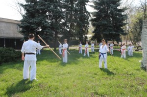 Antrenament Karate tg jiu in parc
